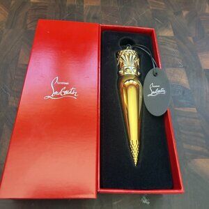 Rouge Louboutin Silky Satin Lipstick - Rouge Louboutin 001